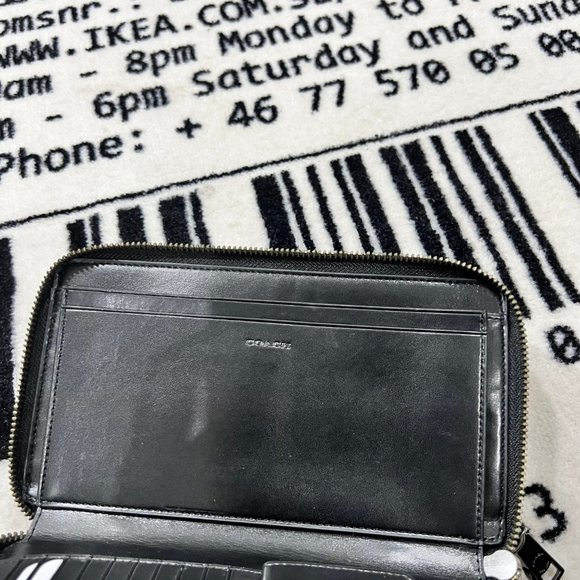 Coach Signature Double Zip Travel Organizer with Wrist Strap Black Oxblood - Picture 9 of 12